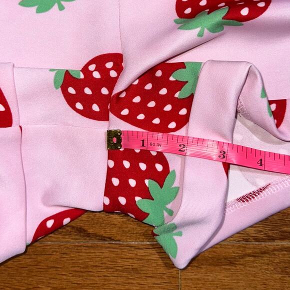Hot Topic Pink Strawberry Print Shortalls Size Medium - Picture 12 of 12